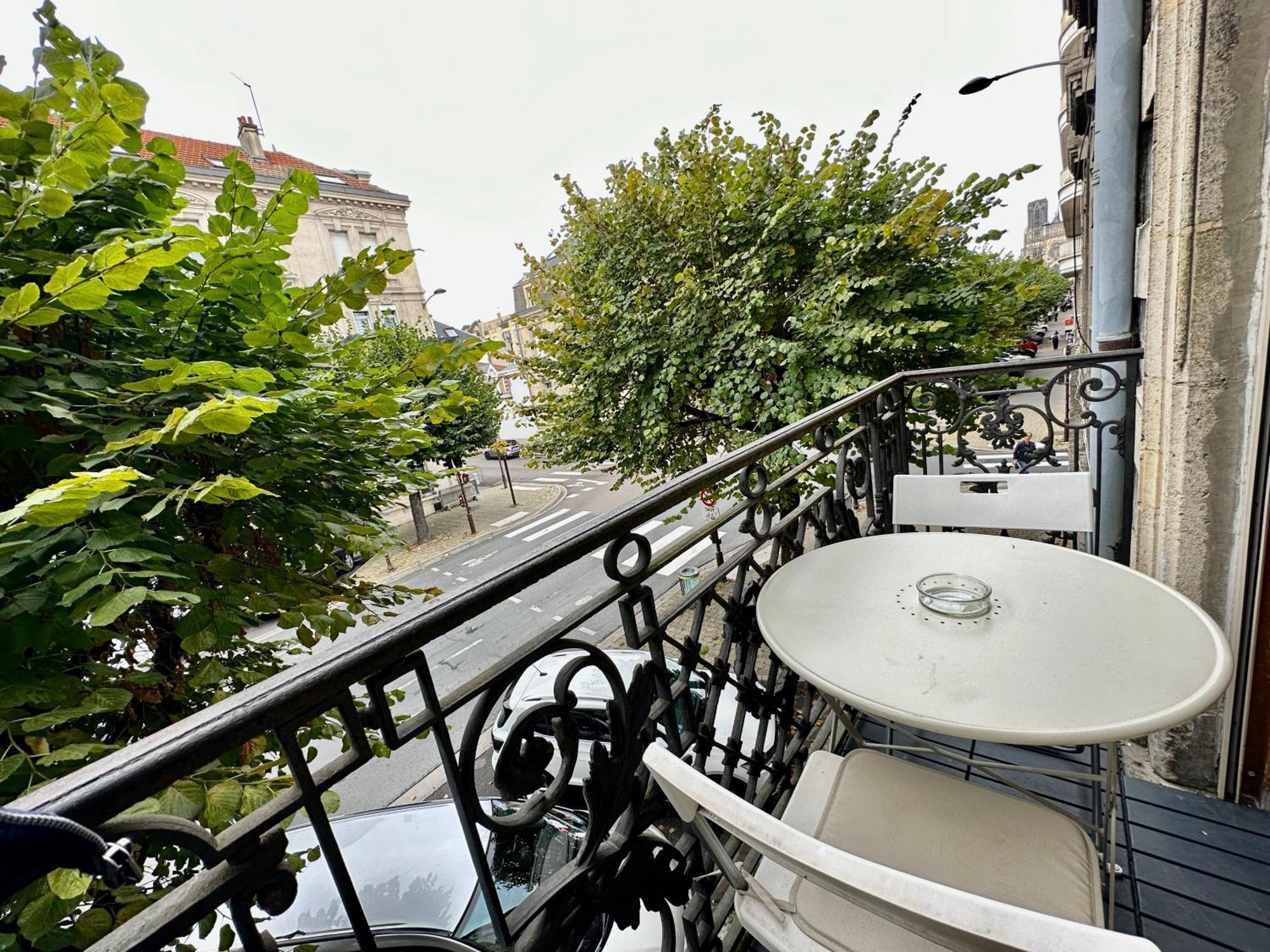 La Terrasse - Vue Cathedrale - Hyper Centre 1d Reims